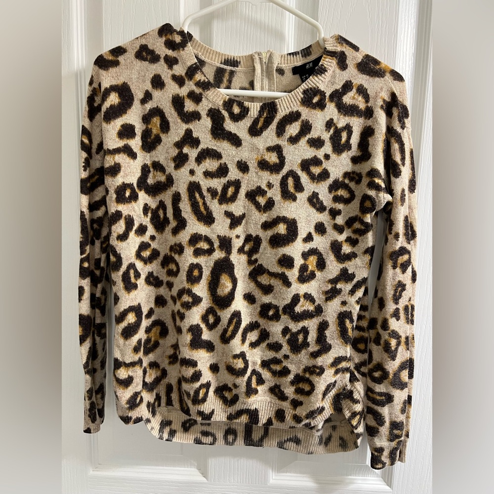 H&M Brown Leopard Print Sweater